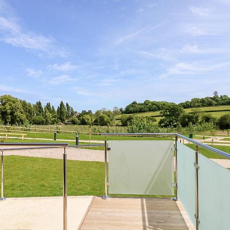 Barolo Villa Ryde  Buitenkant foto